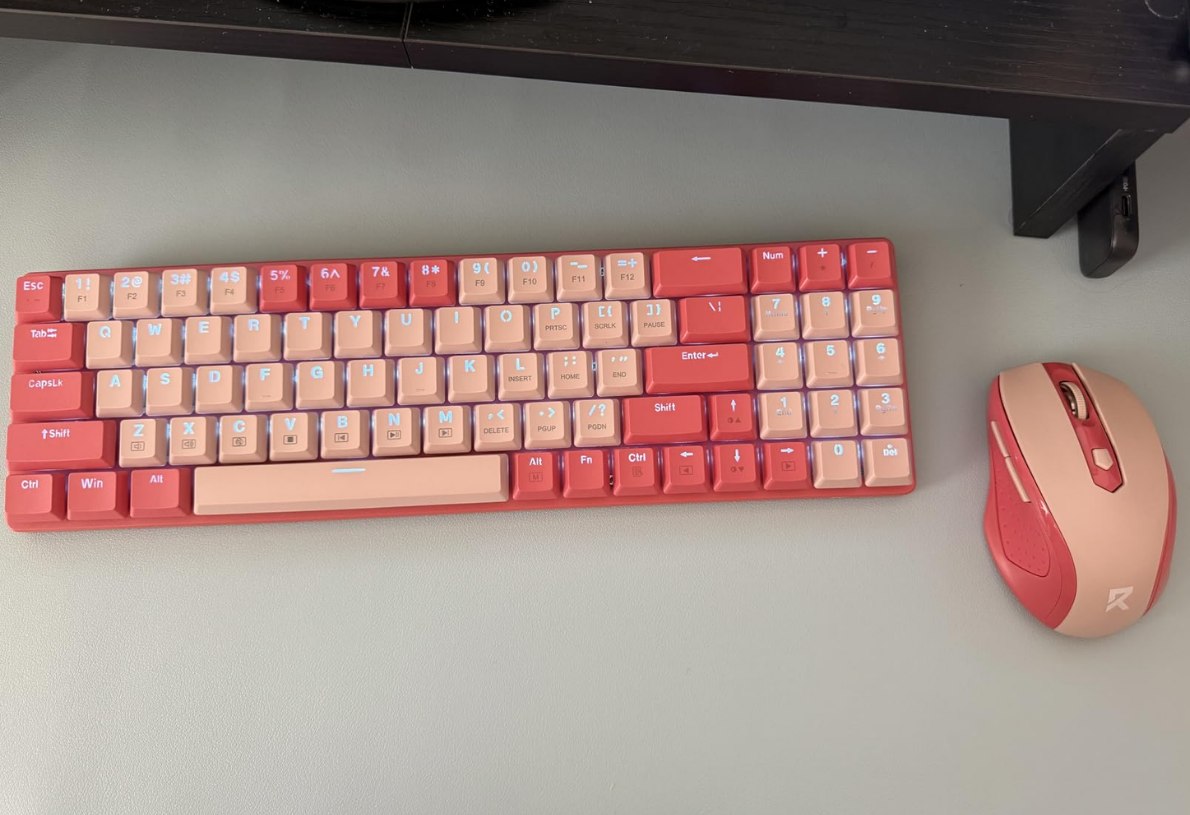 ⌨️ Teclado Mecânico 78% Redragon Low Profile Switch Brown ABNT2 Rosa + Mouse