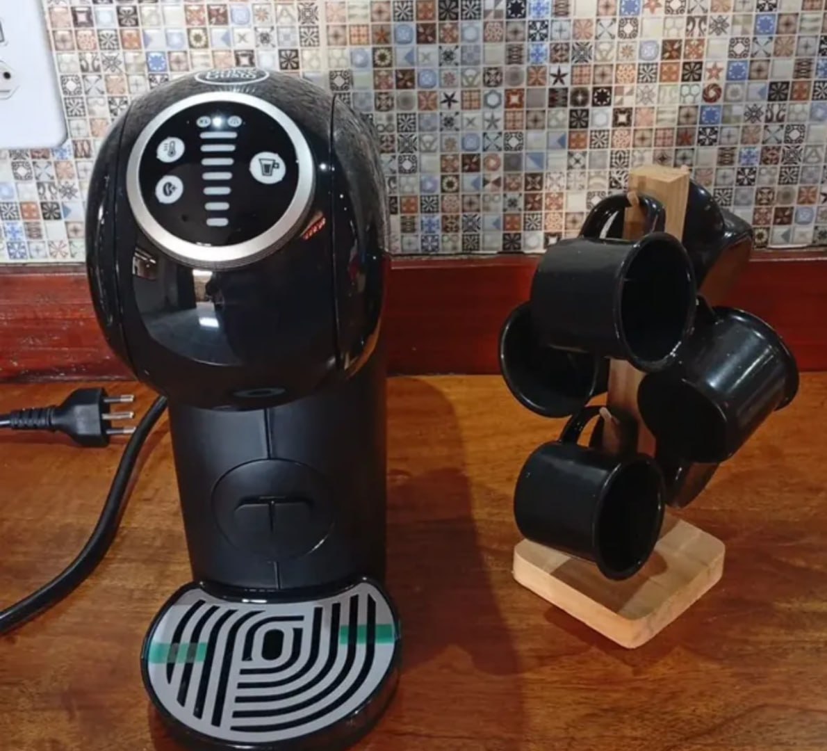 ☕️ Cafeteira Nescafé Dolce Gusto Arno Genio 110v