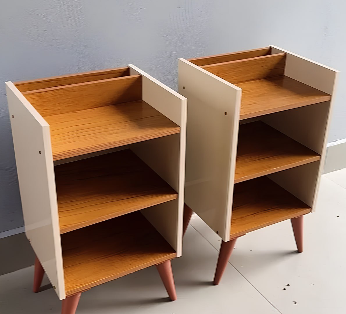 ✅ Kit 2 Mesa de Cabeceira Organizador