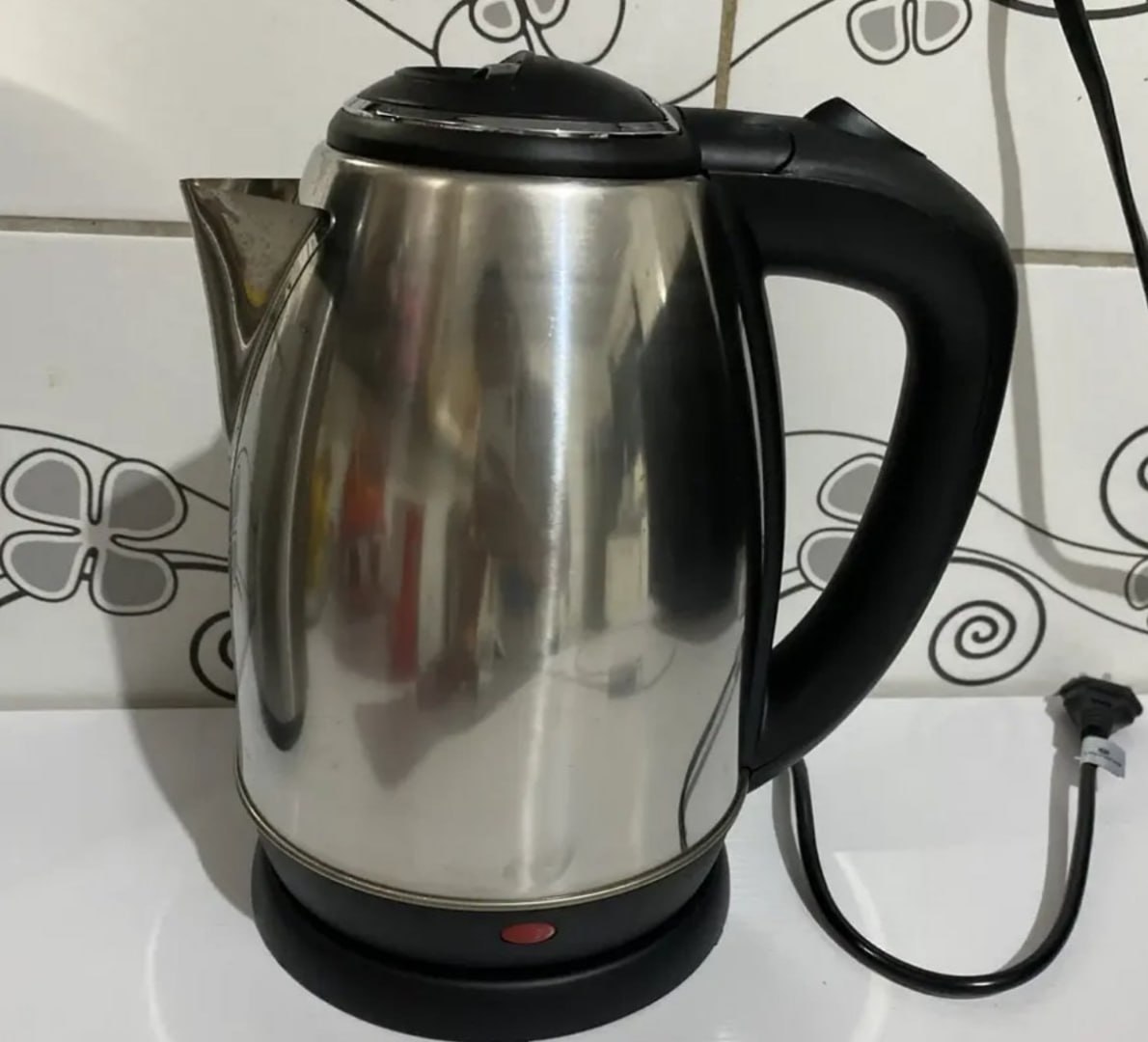 ✅ Chaleira Elétrica Com Tampa Inox 1,8L 1000W