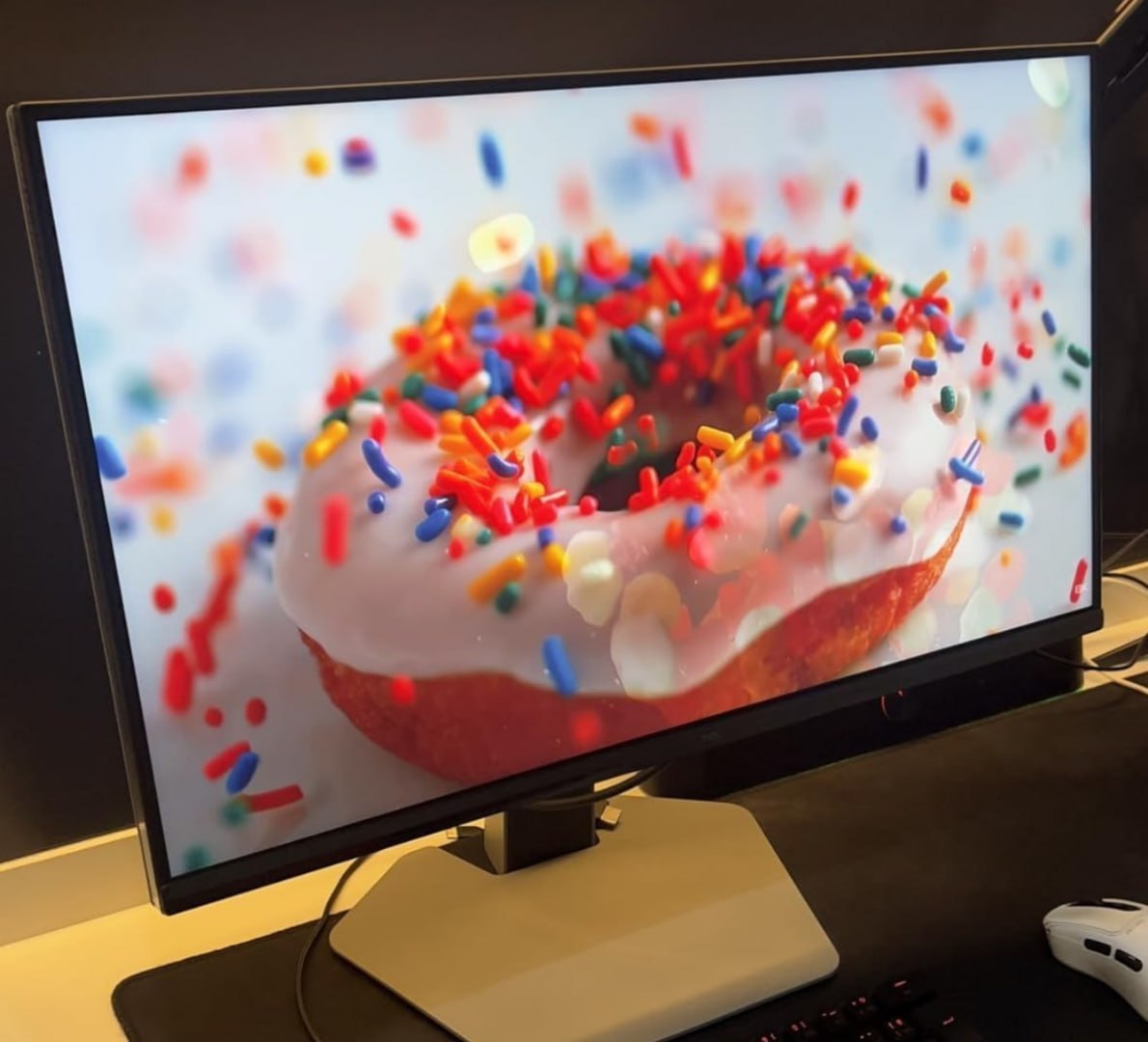 🖥 Monitor Gamer TCL 25" QD-Mini LED, 300Hz
