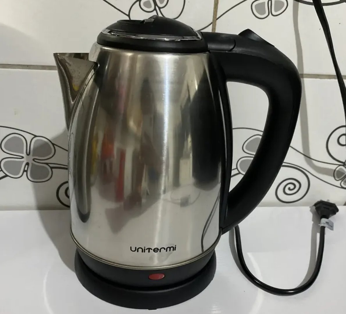 🫖 Chaleira Elétrica 1,8L 1200W Unitermi