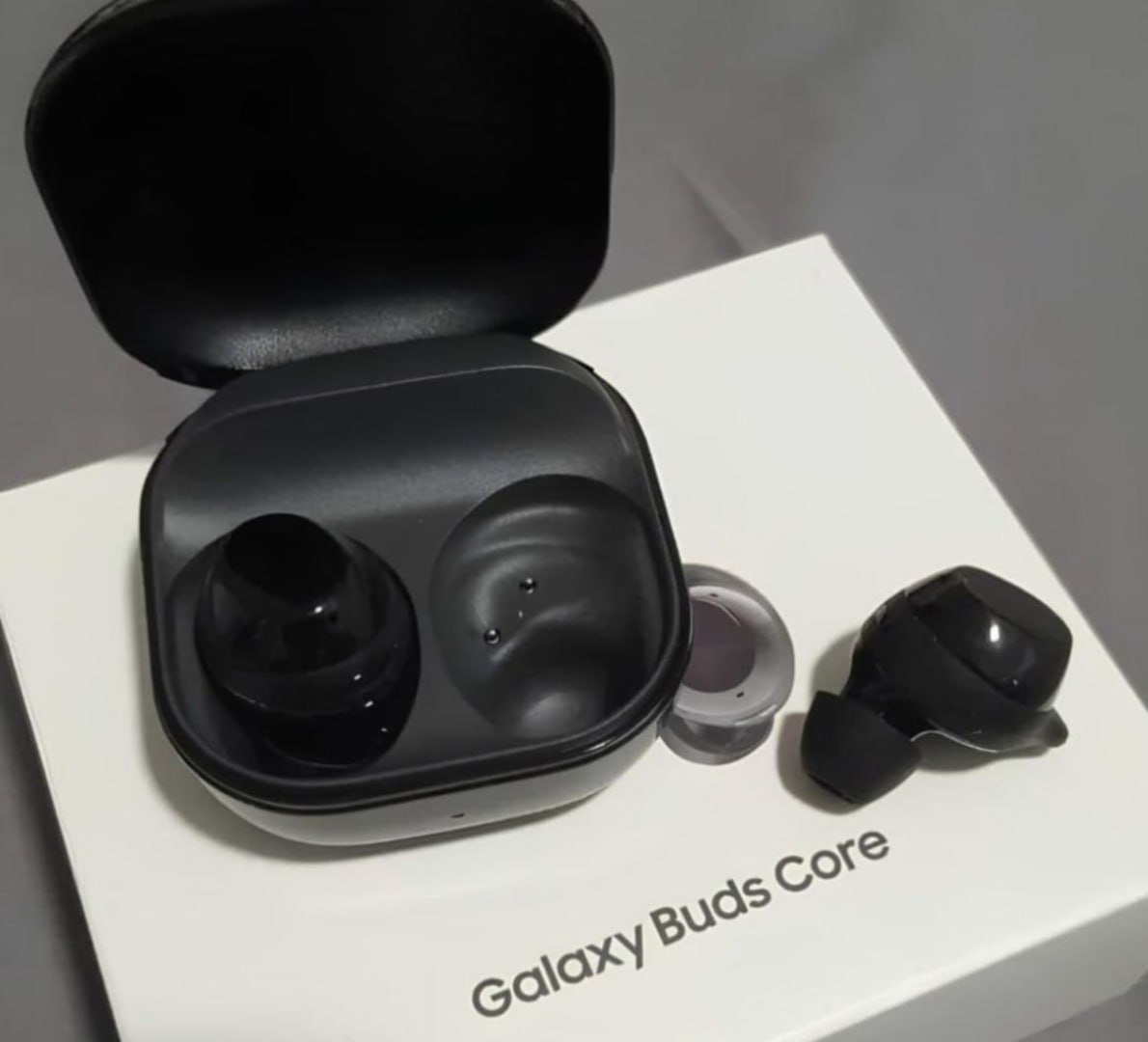🎧 Fone de Ouvido Samsung Galaxy Buds Core
