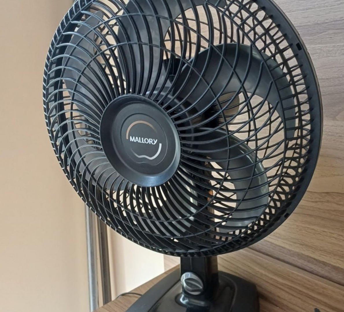 🍃 Ventilador De Mesa Mallory Turbo Compact 30 cm